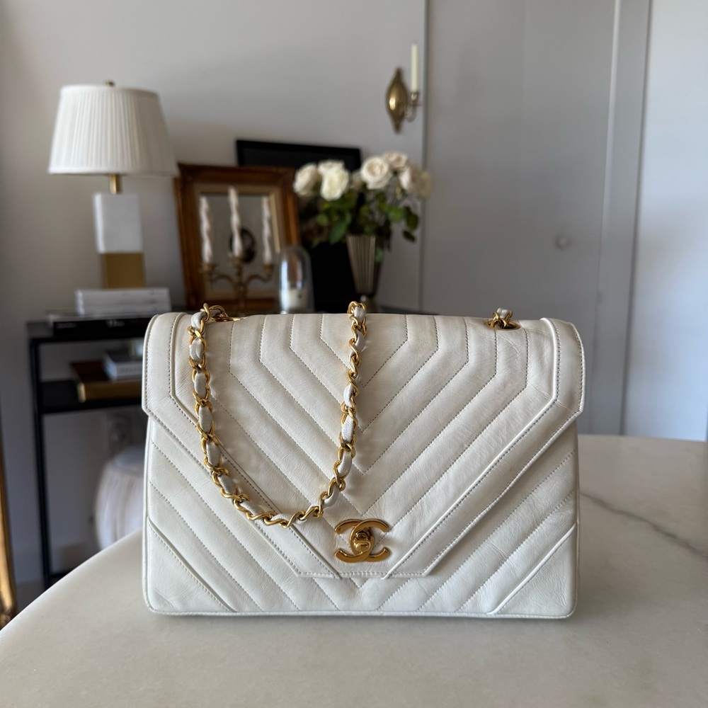Vintage Chanel Chevron Single Flap Shoulder Bag